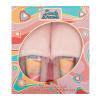 Xpel Candy Dreams Marshmallow Magic Cosy Night In Slipper Set Geschenkset Marshmallow Magic Duschcreme 100 ml + Marshmallow Magic Körperlotion 100 ml + 1 Paar weiche Hausschuhe