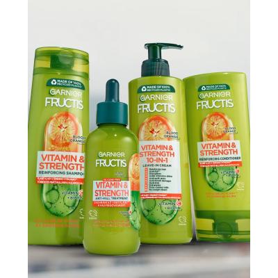 Garnier Fructis Vitamin &amp; Strength Reinforcing Shampoo Shampoo für Frauen 250 ml