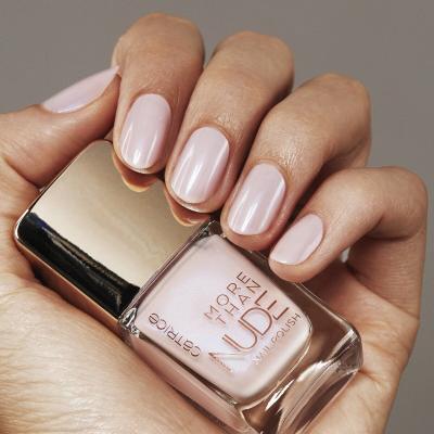 Catrice More Than Nude Nail Polish Nagellack für Frauen 10,5 ml Farbton  17 Meet Me At The BARre