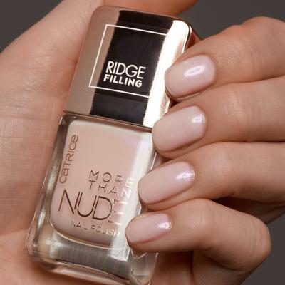 Catrice More Than Nude Nail Polish Nagellack für Frauen 10,5 ml Farbton  16 Hopelessly Romantic