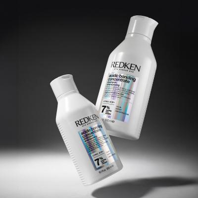 Redken Acidic Bonding Concentrate Shampoo für Frauen 500 ml